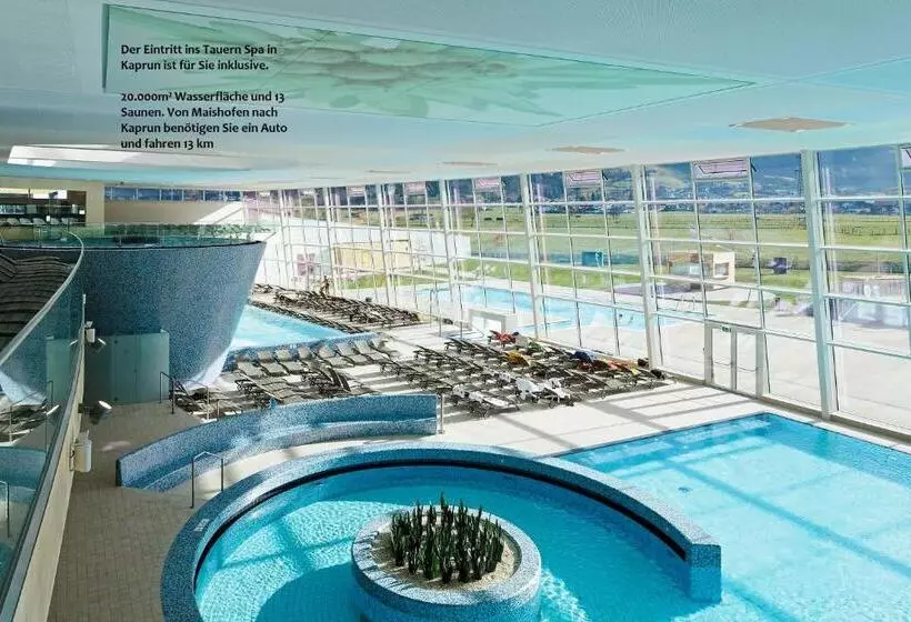 Majatalo Die Dorfvilla   Includes Tauern Spa Kaprun Wellness Access 13 Km Away