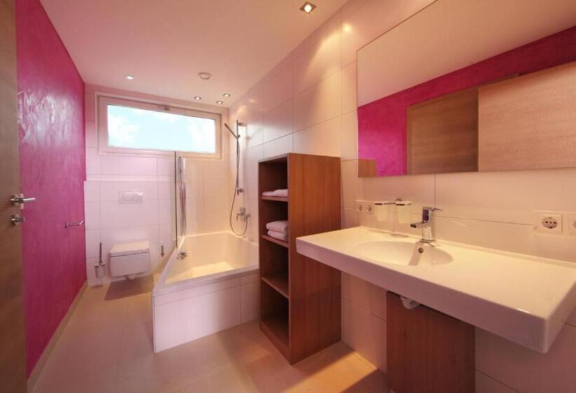 膳宿费 Die Dorfvilla