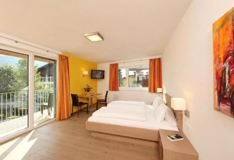 Majatalo Die Dorfvilla   Includes Tauern Spa Kaprun Wellness Access 13 Km Away