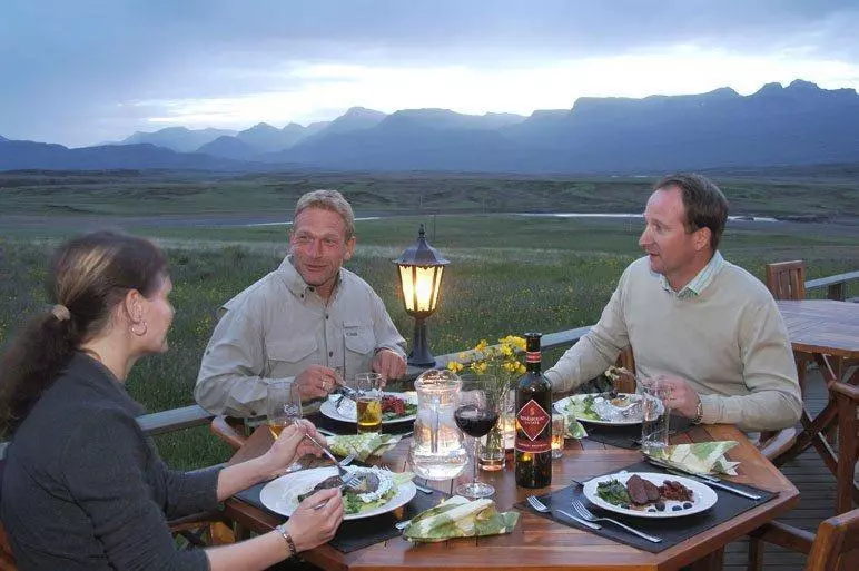 پانسیون Eyjar Fishing Lodge