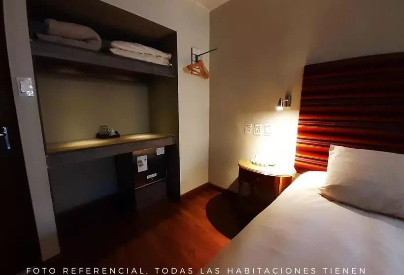 پانسیون Hostal Republica