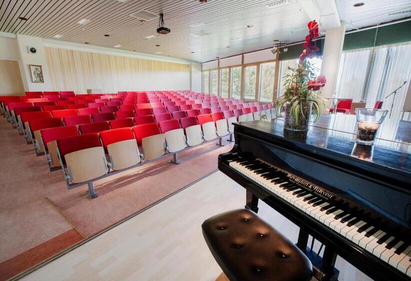 پانسیون Karlskoga Folkhögskola Vandrarhem Udden