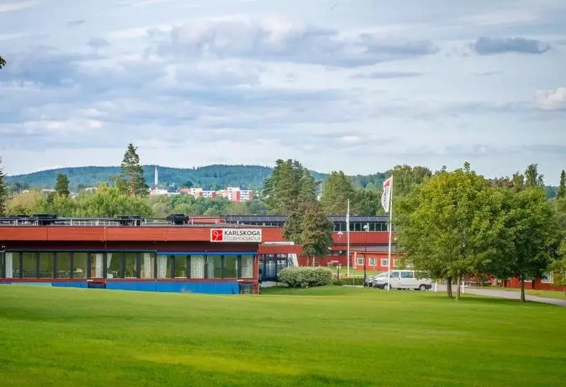 Majatalo Karlskoga Folkhögskola Vandrarhem Udden
