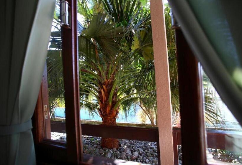 پانسیون Pousada Magnus