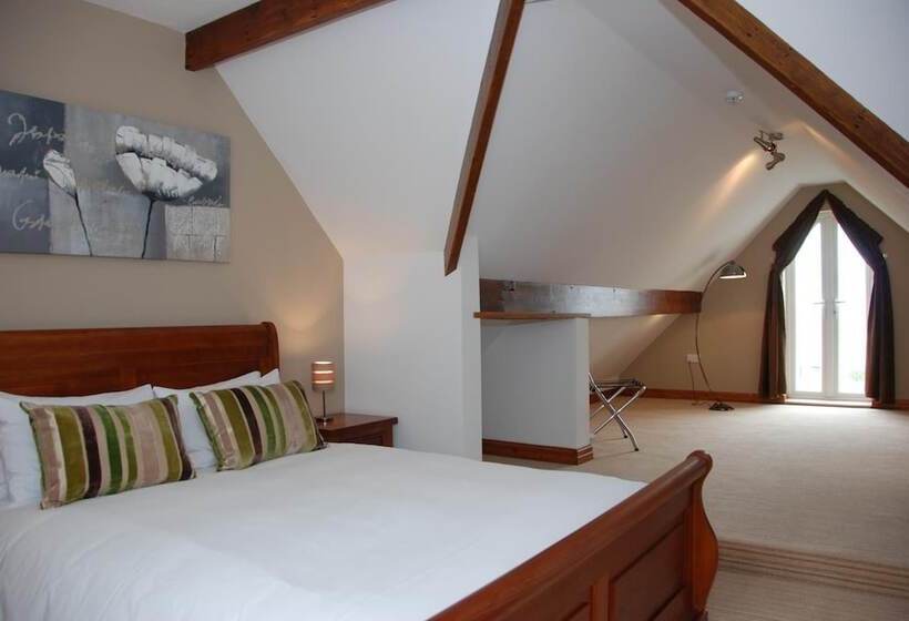 膳宿费 The Port House