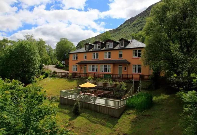 Majatalo Tigh Na Cheo