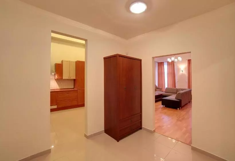 Slunecni Lazne Apartments