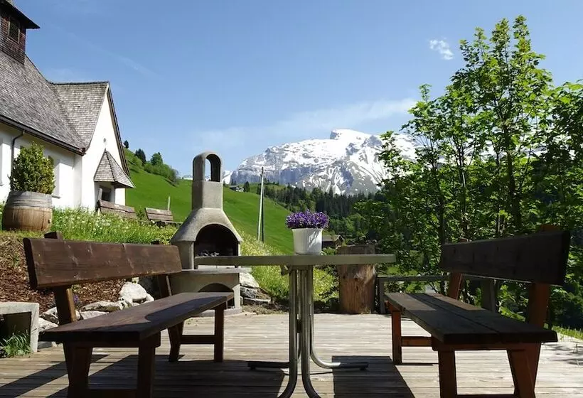 ユースホステル Gasthaus Schwand