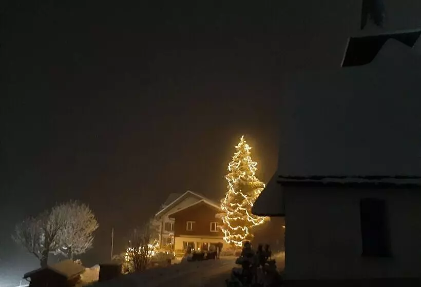 ユースホステル Gasthaus Schwand