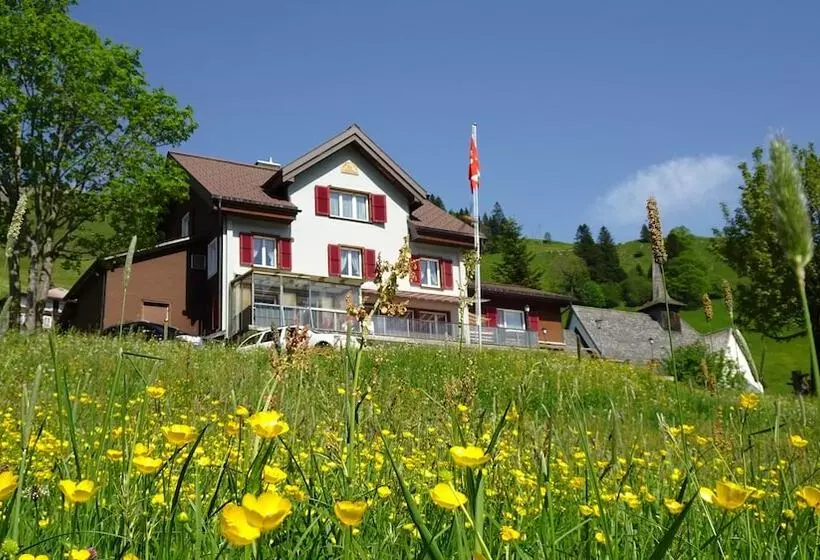 ユースホステル Gasthaus Schwand