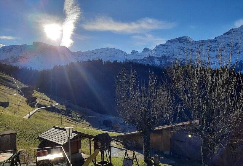 הוסטל Gasthaus Schwand