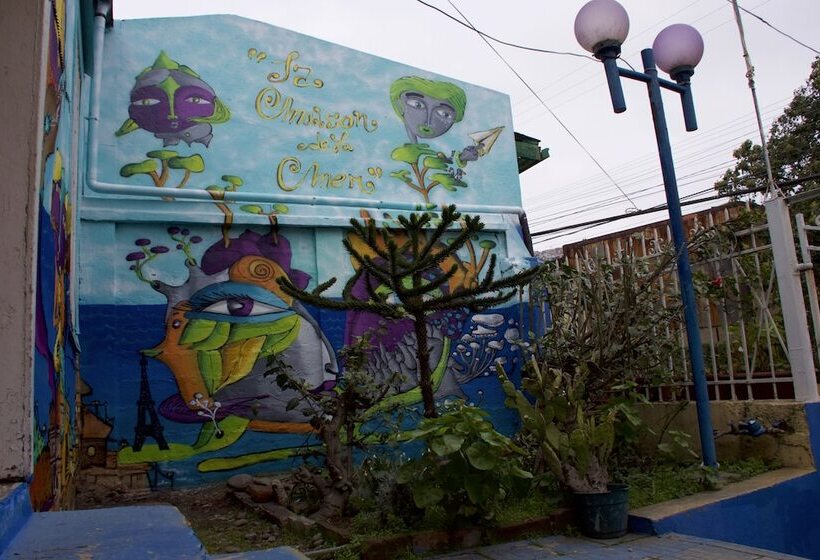 هاستل Hostal Maison De La Mer