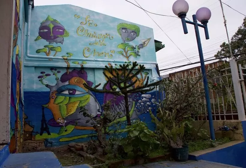 هاستل Hostal Maison De La Mer