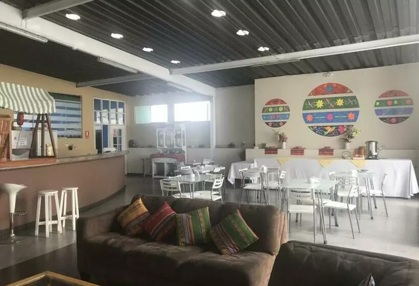 هاستل Los Andes Bed & Breakfast