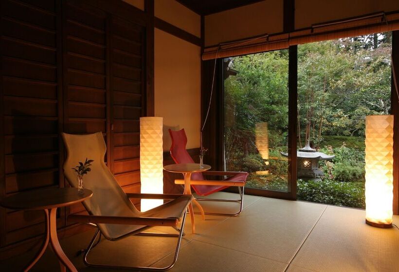Japanese Ryokan Seryo