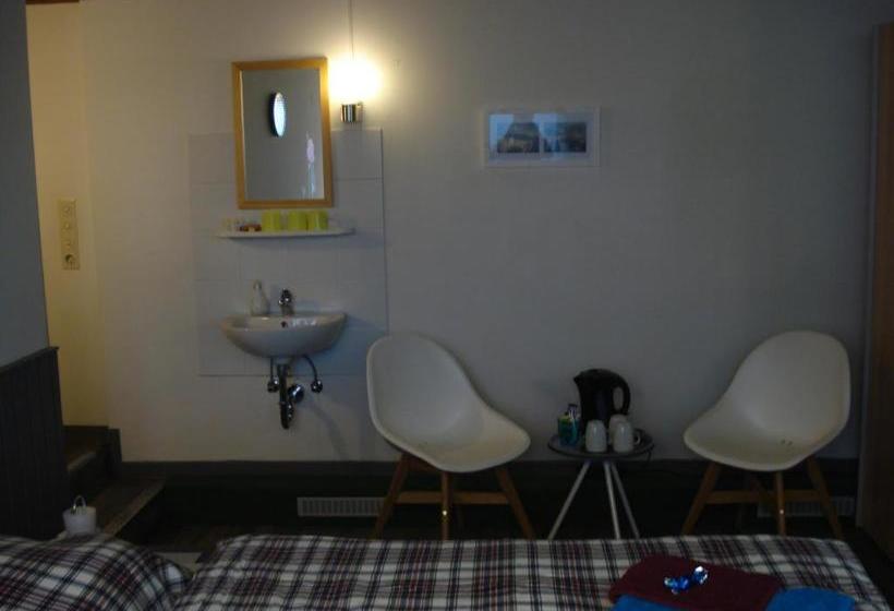 بنسيون B&b All Seasons