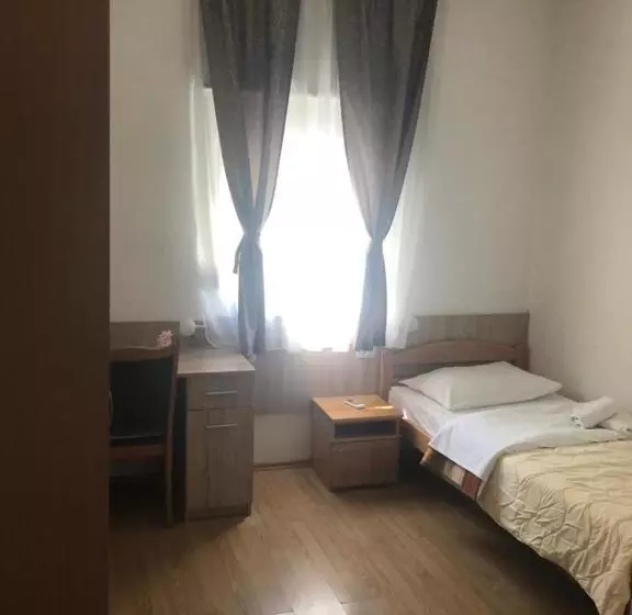 پانسیون Casa Verde