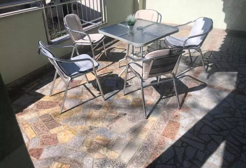 پانسیون Casa Verde