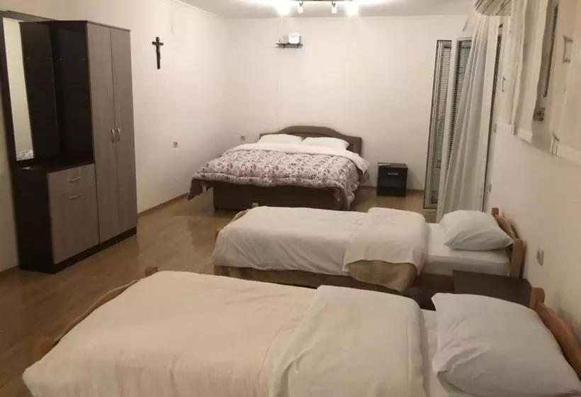 پانسیون Casa Verde
