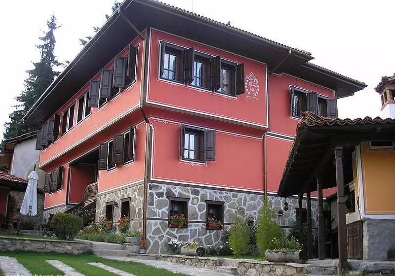 Majatalo Gozbarov's Guest House