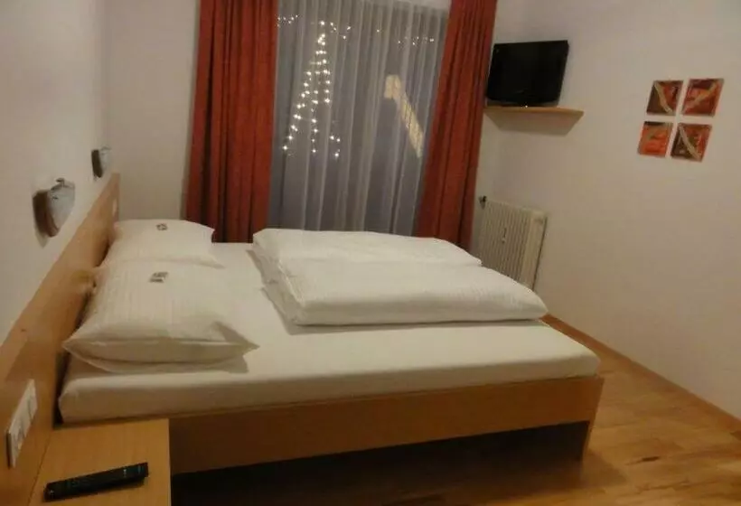 Majatalo Gästehaus Obwexer