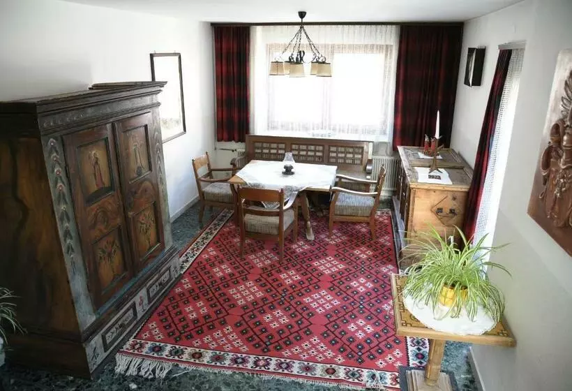 Majatalo Gästehaus Obwexer