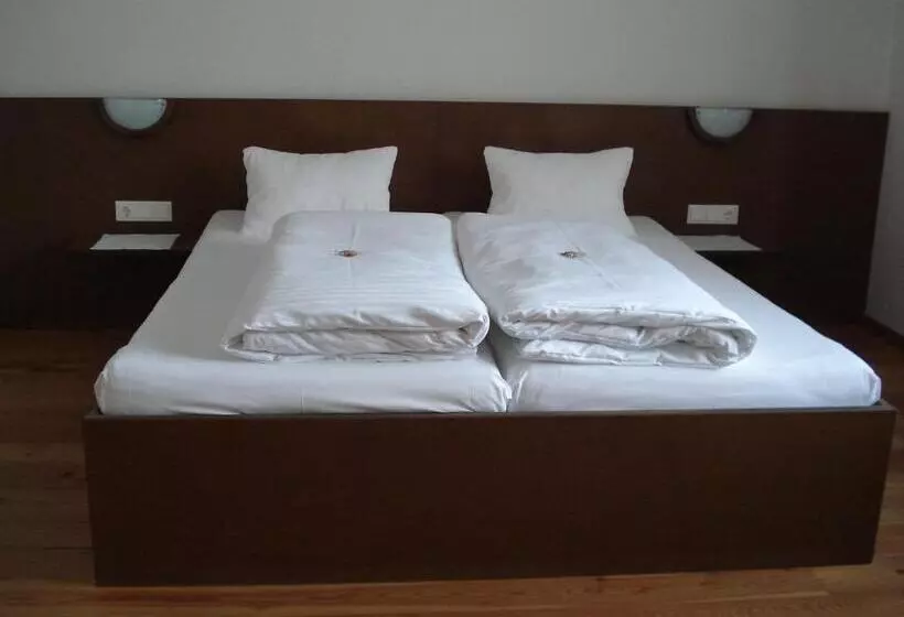 Majatalo Gästehaus Obwexer