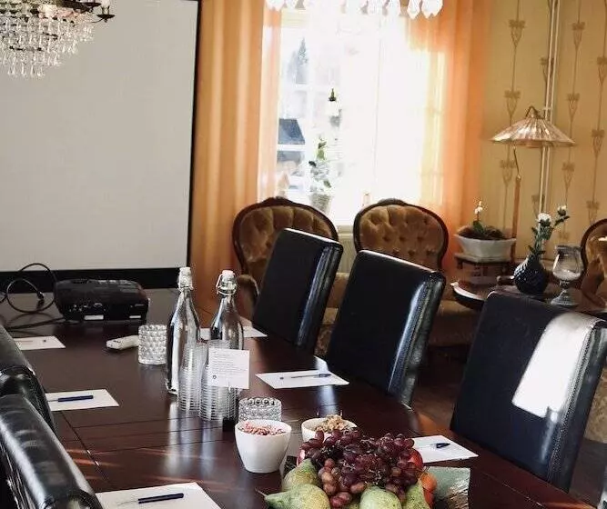 ペンション Högbo Hotell Skommarsgården