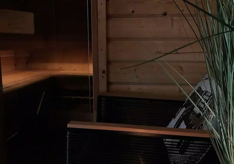 ペンション Högbo Hotell Skommarsgården