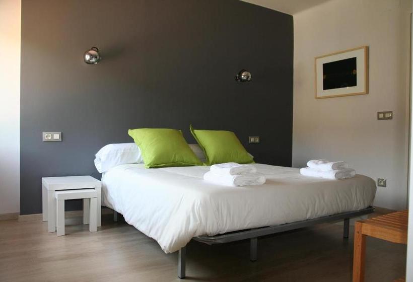 پانسیون Hostal Totsompops