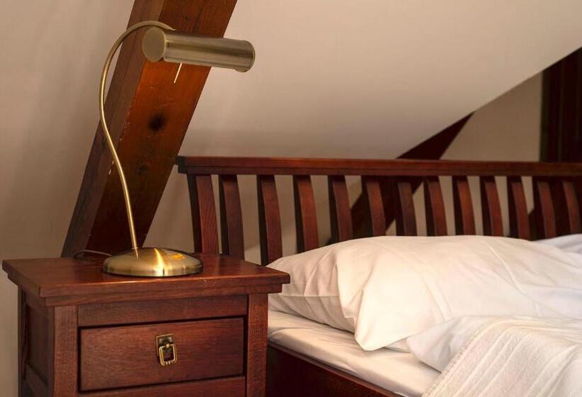 膳宿费 Kaple Svaté Markéty