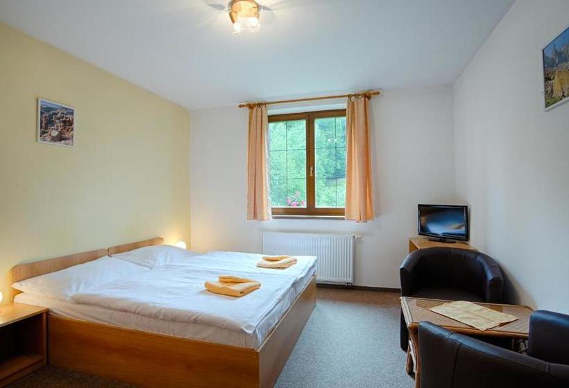 פנסיון Penzion Bona