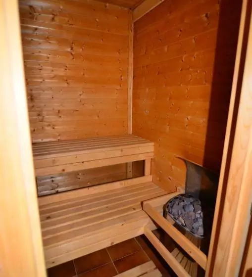 Majatalo Penzion Bona