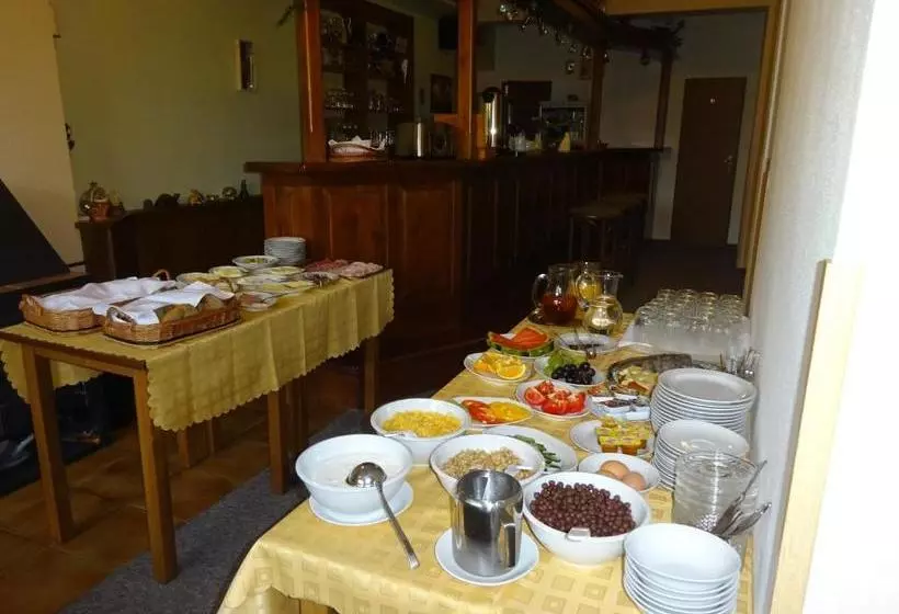 Majatalo Penzion Bona