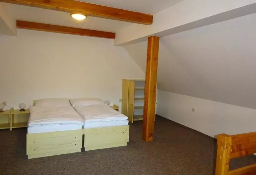 Majatalo Penzion Bona