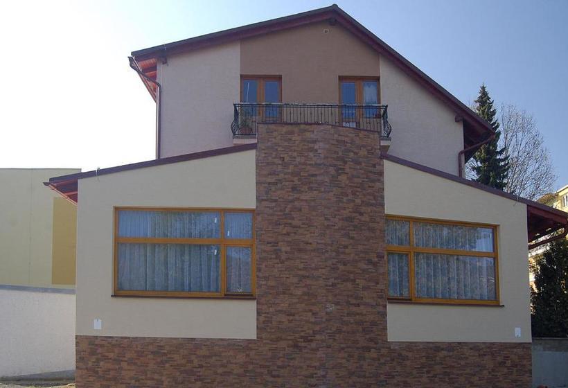 ペンション Penzion Majak