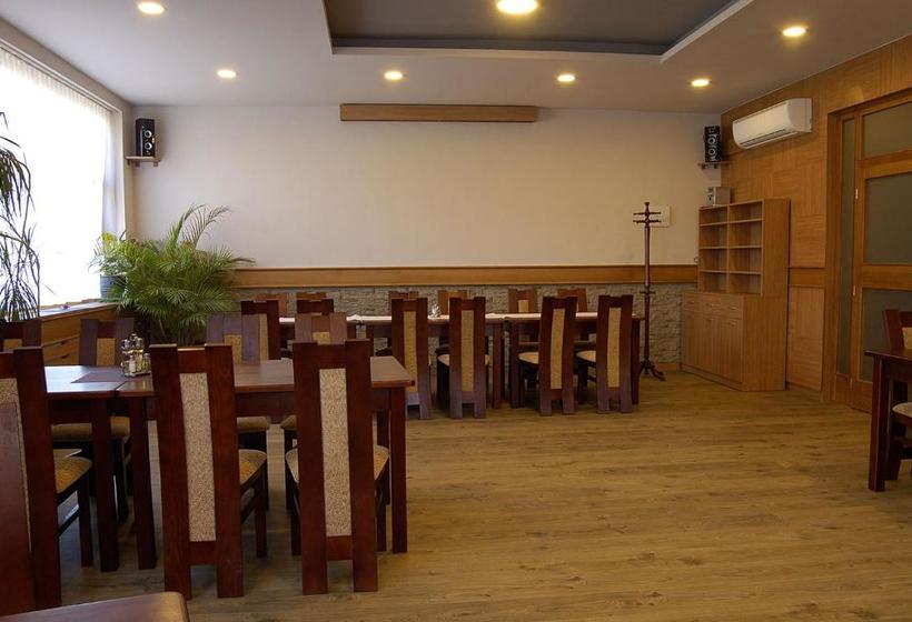 ペンション Penzion Majak