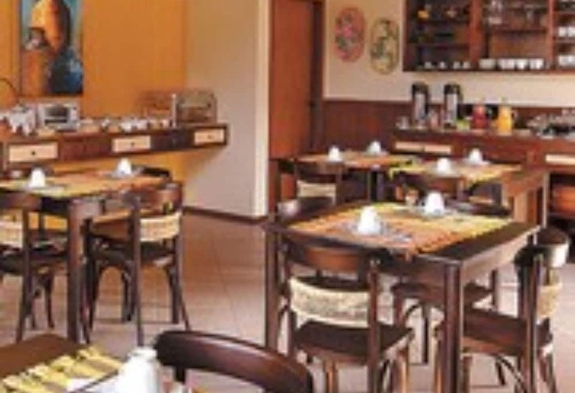 پانسیون Pousada Cheverny Facil Acesso Ao Centrinho E Baden Bar