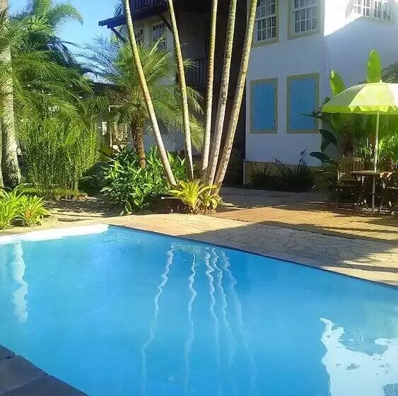 ペンション Atobá Villas