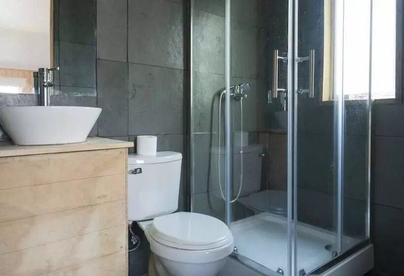 پانسیون Yaganhouse   Hostel