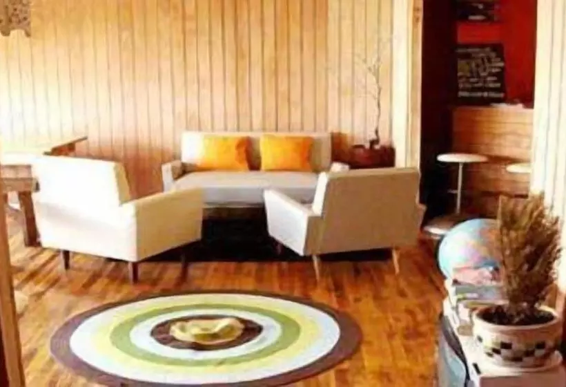 پانسیون Yaganhouse   Hostel