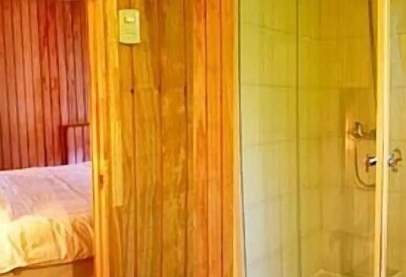 پانسیون Yaganhouse   Hostel