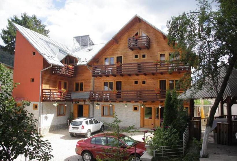 Pensiunea La Cristina