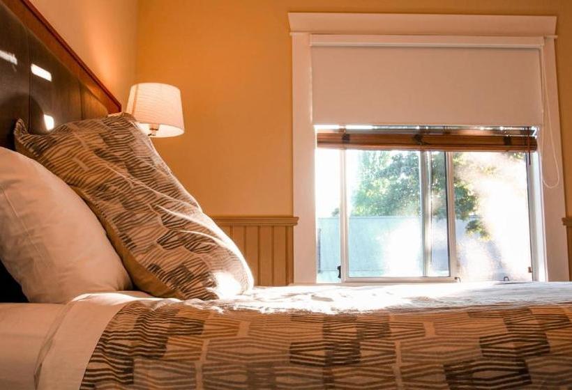 Herberge Salt Spring Inn