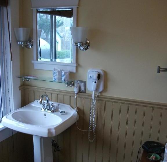 Herberge Salt Spring Inn