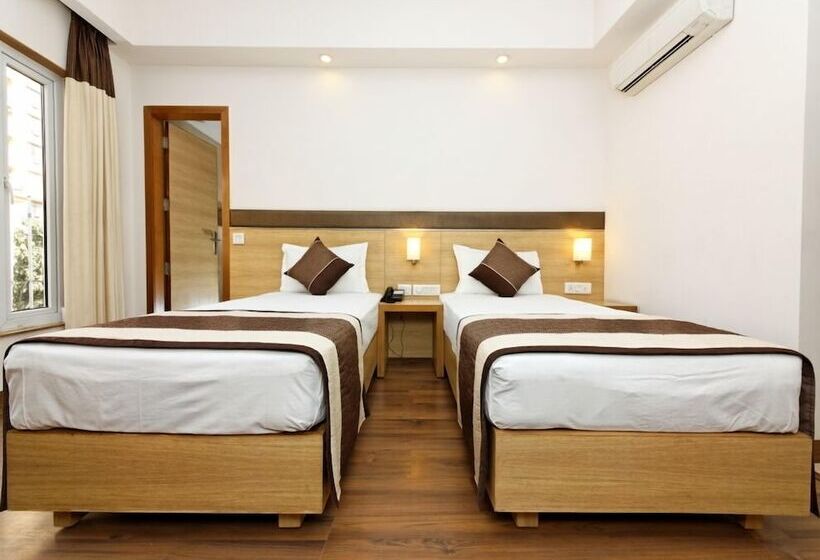 הוסטל Silver Oak @43