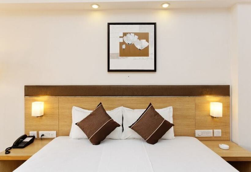 הוסטל Silver Oak @43