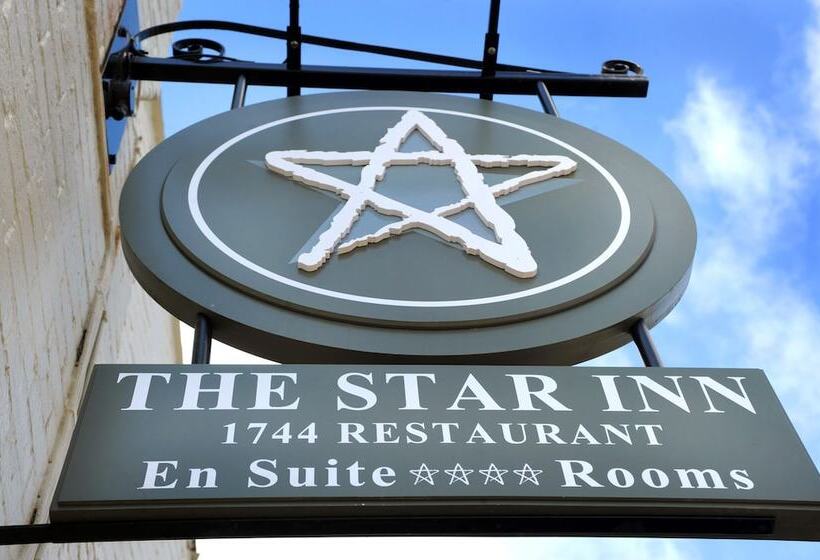 הוסטל The Star Inn 1744