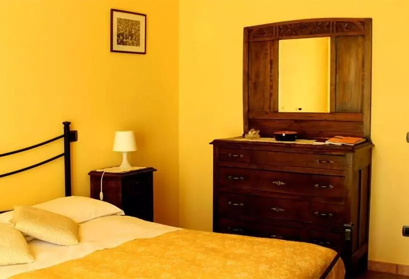 ホテル Agriturismo Il Bricco