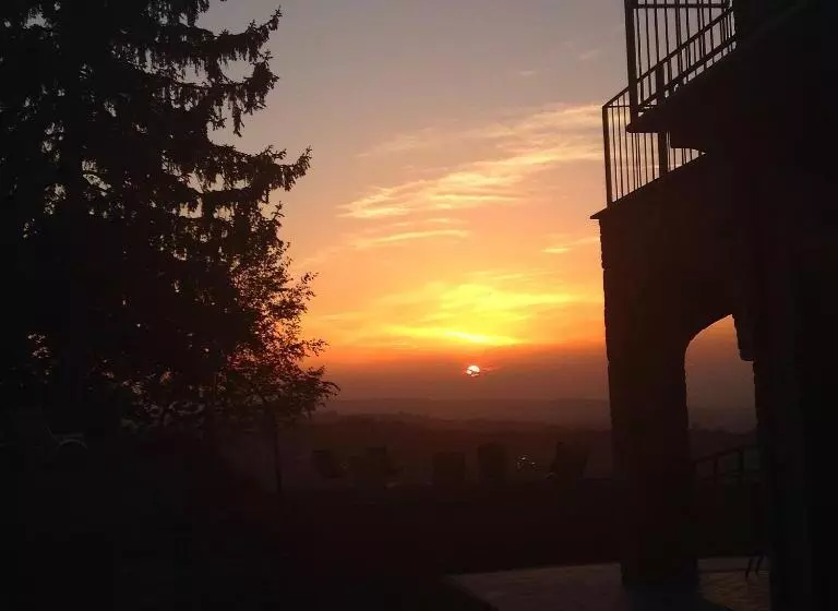 ホテル Agriturismo Il Bricco